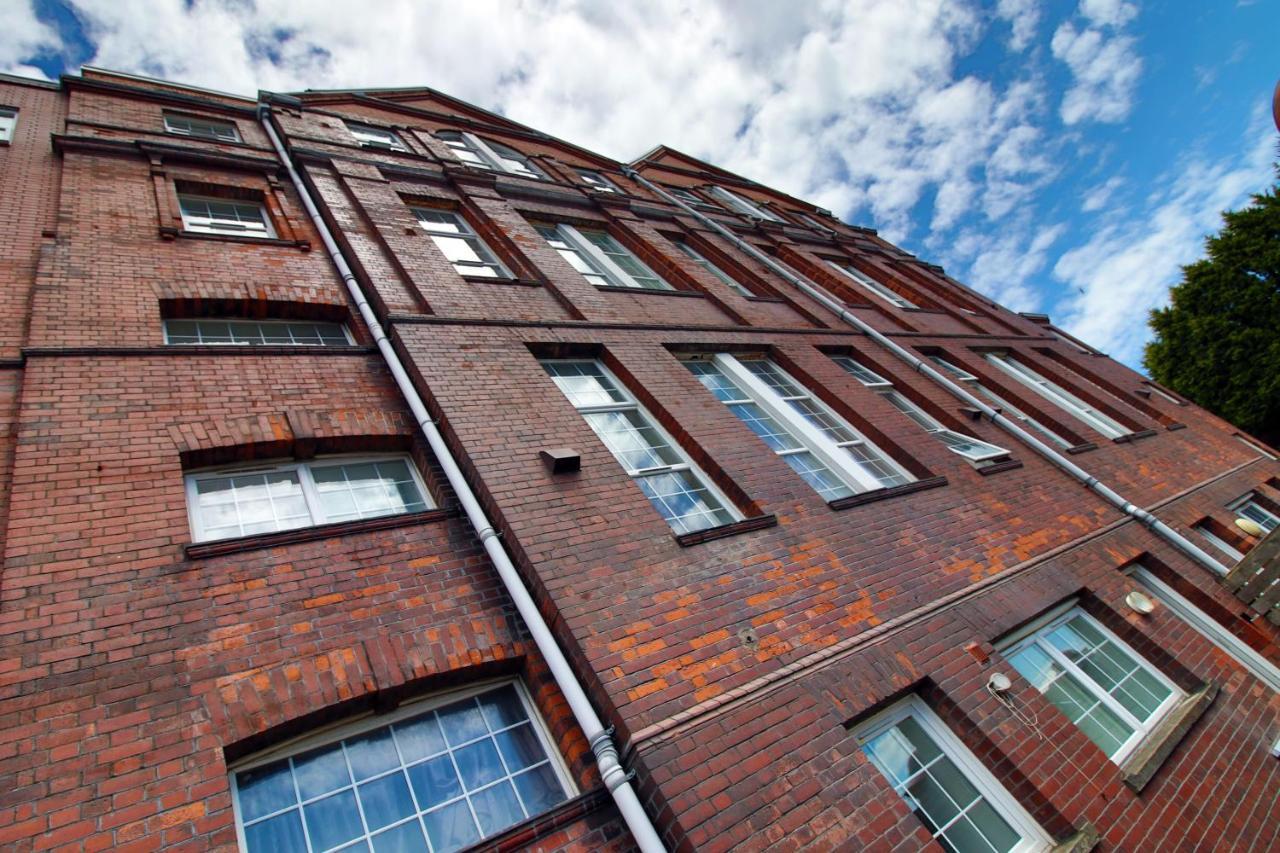 St Thomas Loft Views By Ssw - 2Br, Parking, Sleeps 4, Easy Access To City Centre, Marina, Beach And M4 Swansea Bagian luar foto
